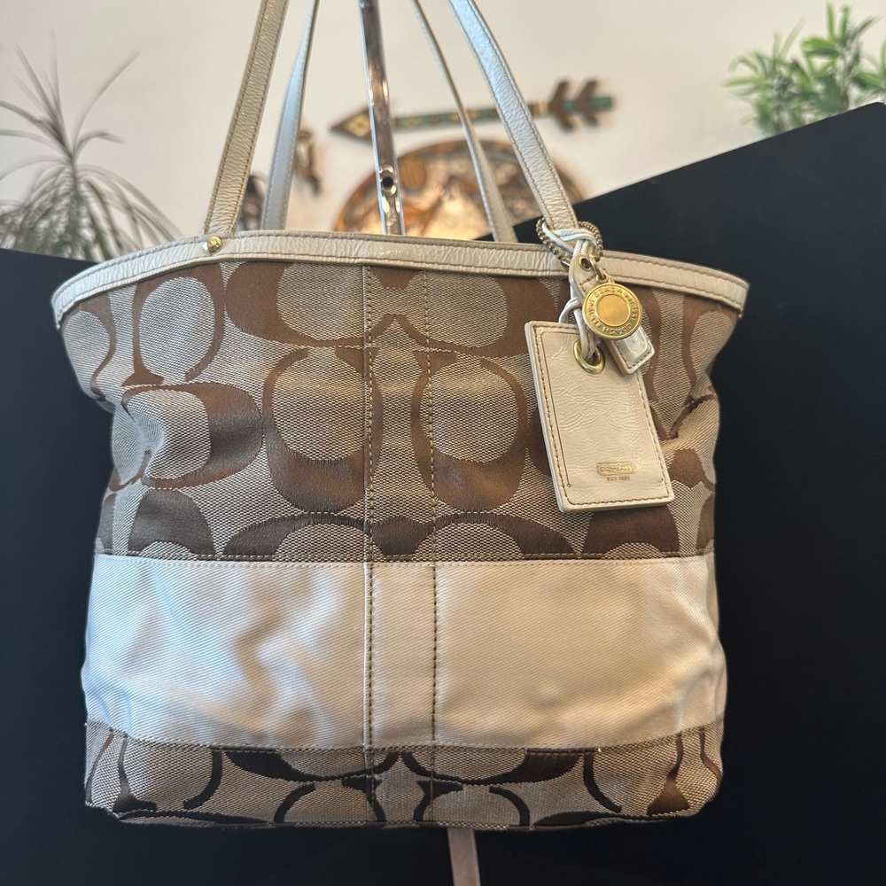 Coach 2007 Brown and Cream Signature Canvas Tote